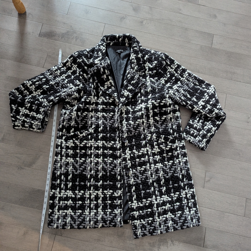 Black, White Ans Gray Plaid Knit Coat Wool Charlie B XL